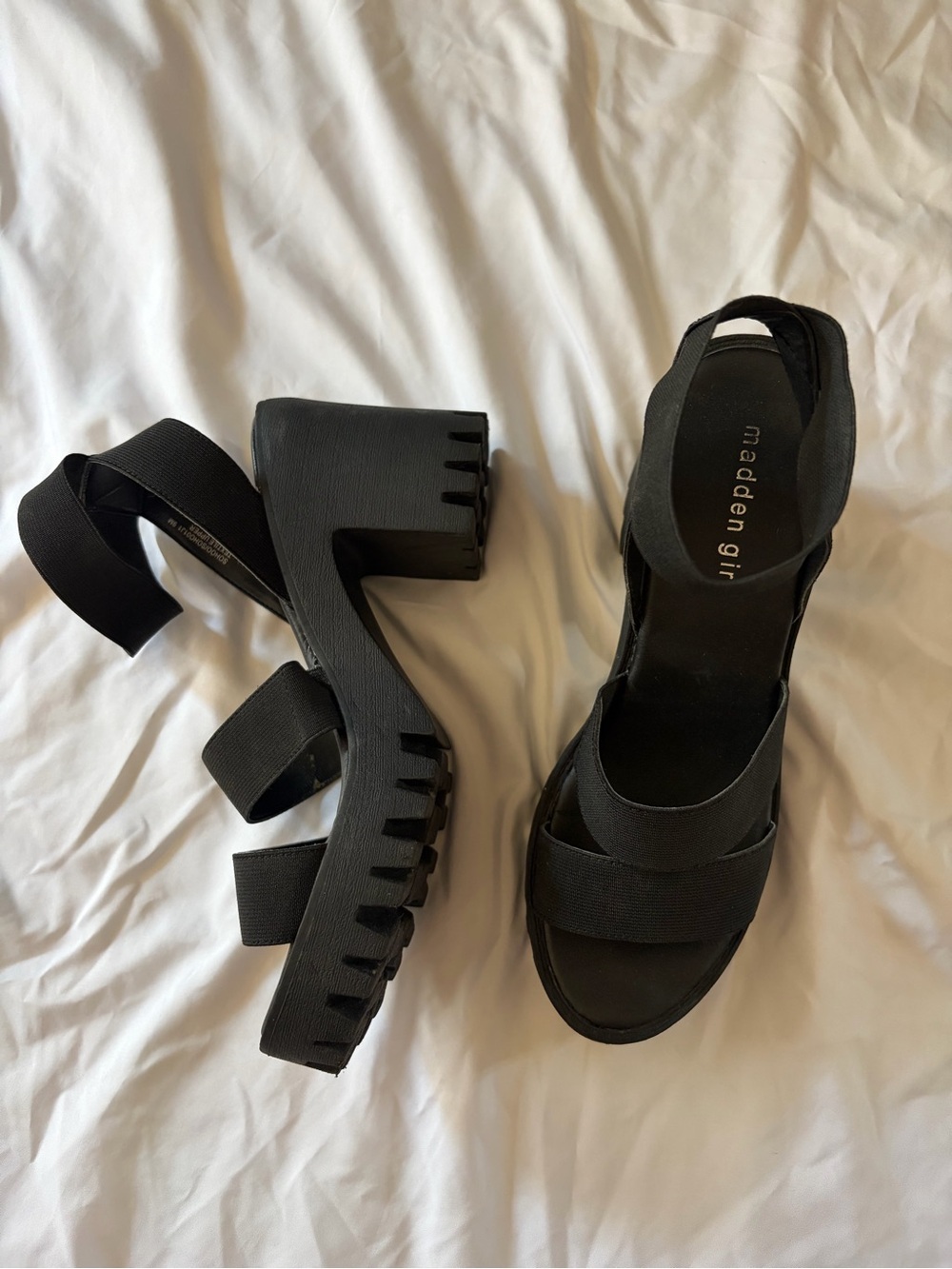 Madden Girl Black Chunky Platform Strappy Sandal Size 9 - Picture 3 of 10